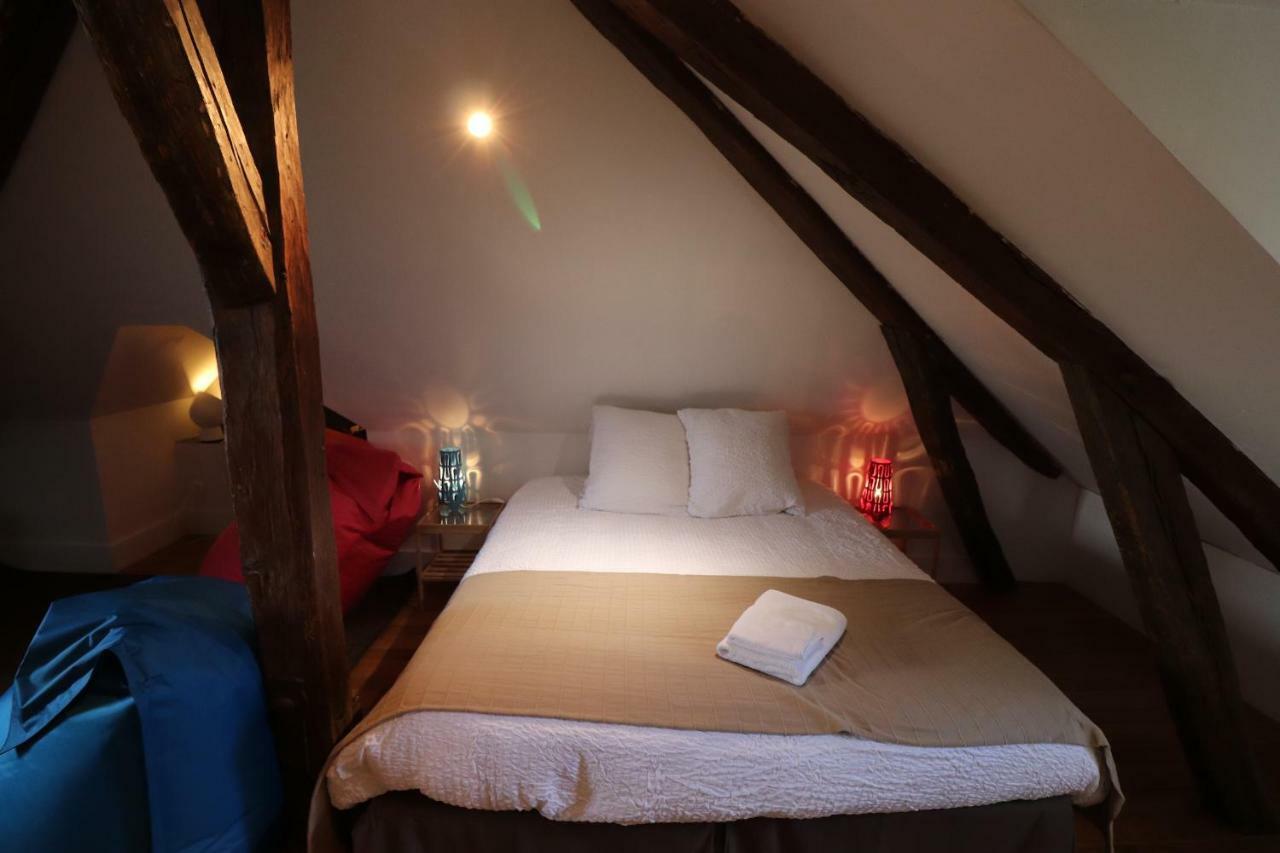 Le Doyenne - Entree Autonome - Hypercentre Bed & Breakfast Le Mans Ngoại thất bức ảnh