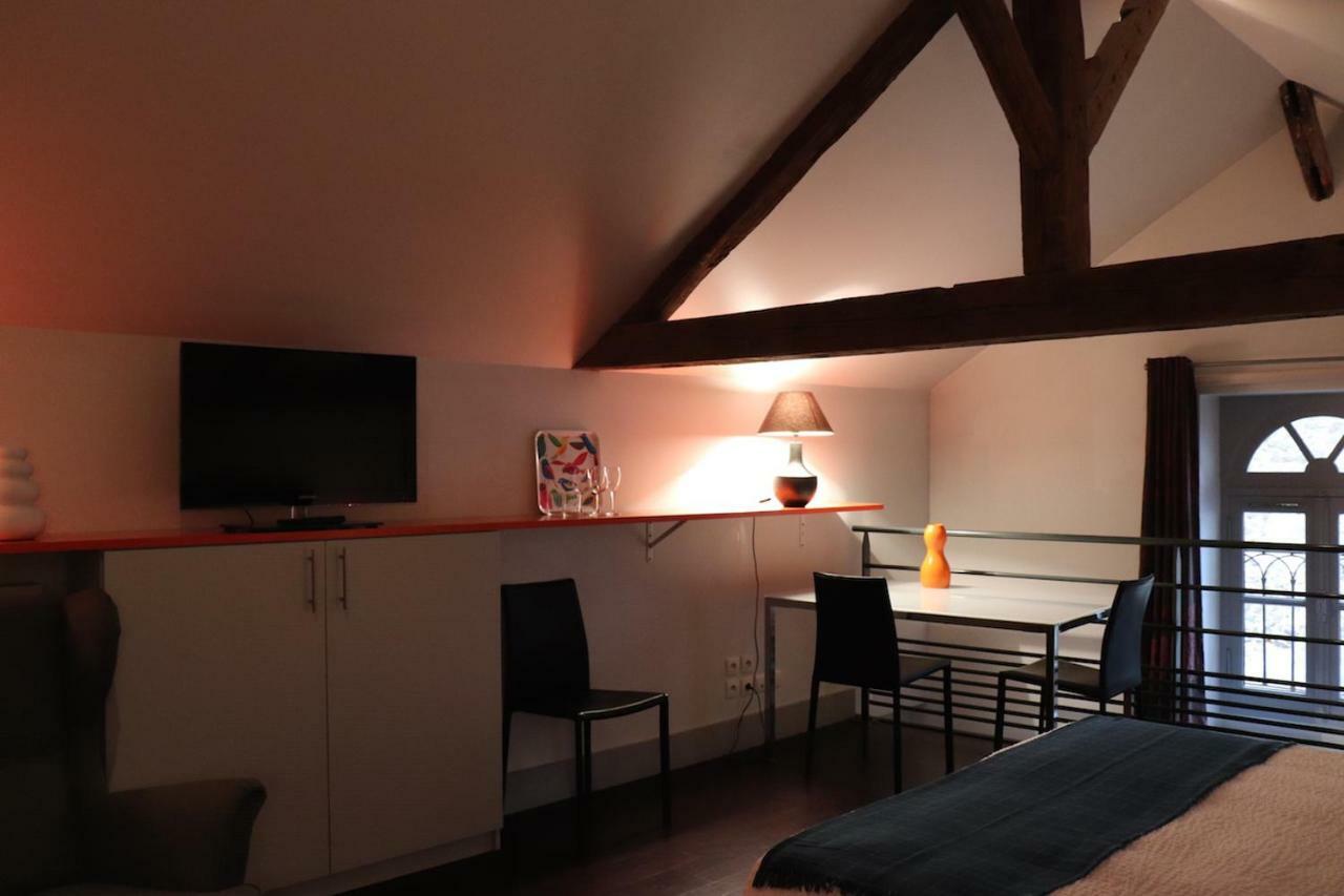 Le Doyenne - Entree Autonome - Hypercentre Bed & Breakfast Le Mans Ngoại thất bức ảnh